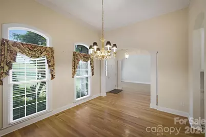405 Woodridge Drive SE, Lenoir, NC 28645 - Photo 8