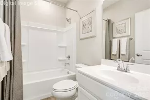 7331 Marino Ct, Charlotte, NC 28212 - Photo 16