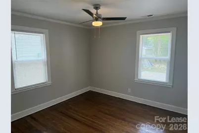 305 Sylvania Avenue, Charlotte, NC 28206 - Photo 2