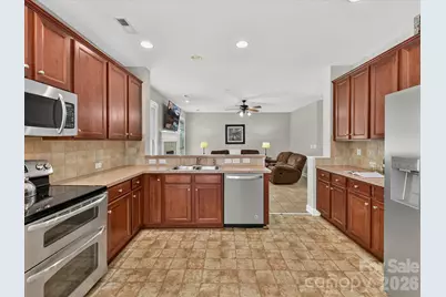 18625 The Commons Boulevard, Cornelius, NC 28031 - Photo 10