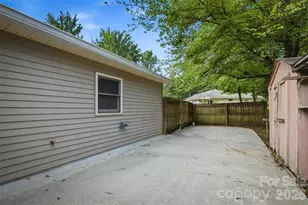 1806 Kyle Ct NE, Lenoir, NC 28645 - Photo 24