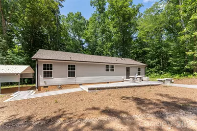 621 Sunset Drive, Bessemer City, NC 28016 - Photo 2