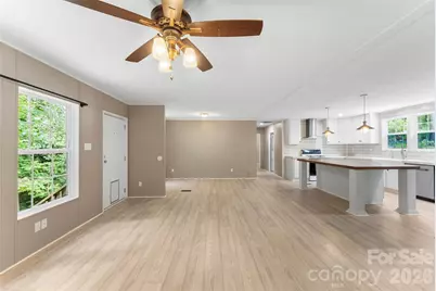 621 Sunset Drive, Bessemer City, NC 28016 - Photo 10