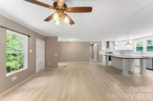 621 Sunset Dr, Bessemer City, NC 28016 - Photo 10