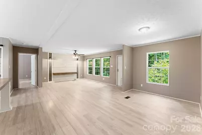 621 Sunset Drive, Bessemer City, NC 28016 - Photo 4