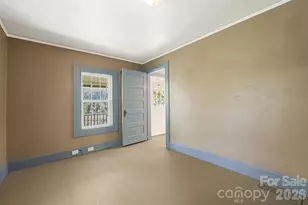1055 Riverside Dr, Asheville, NC 28804 - Photo 14