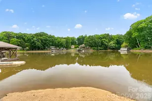 835 Edgewater Dr, Belmont, NC 28012 - Photo 46