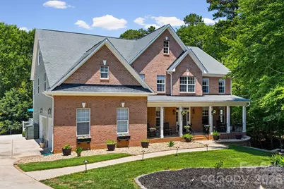 121 Isle Run Drive, Mooresville, NC 28117 - Photo 2