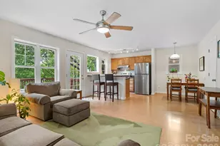 16 Jefferson Dr, Asheville, NC 28801 - Photo 8