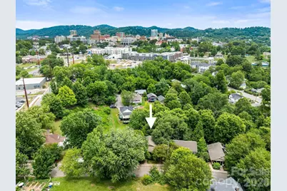16 Jefferson Drive, Asheville, NC 28801 - Photo 2