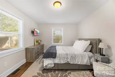 1120 Meadow Lane, Charlotte, NC 28205 - Photo 12
