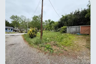 15 Jenkins Row, Brevard, NC 28712 - Photo 6