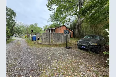15 Jenkins Row, Brevard, NC 28712 - Photo 18