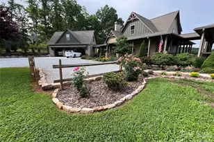 1052 Porter Creek Dr, Franklin, NC 28734 - Photo 6