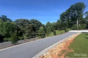 1052 Porter Creek Dr, Franklin, NC 28734 - Photo 10