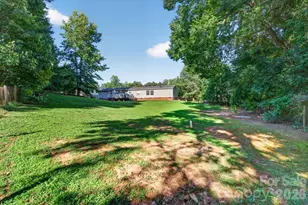 140 Teak Dr, Statesville, NC 28625 - Photo 28