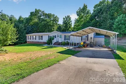 140 Teak Drive, Statesville, NC 28625 - Photo 2
