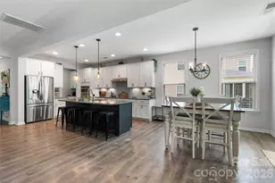 10397 Paper Birch Dr, Charlotte, NC 28215 - Photo 14