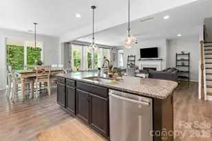 10397 Paper Birch Dr, Charlotte, NC 28215 - Photo 18