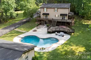 239 Hawks Prey Dr, Mooresville, NC 28115 - Photo 8