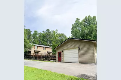 239 Hawks Prey Drive, Mooresville, NC 28115 - Photo 4