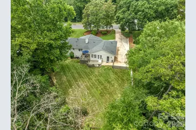 1301 E Barden Road, Charlotte, NC 28226 - Photo 32