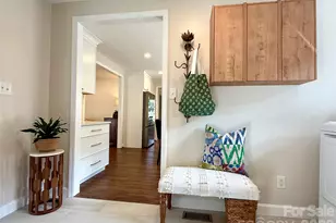 1301 E Barden Rd, Charlotte, NC 28226 - Photo 24