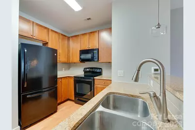 630 Calvert Street #407, Charlotte, NC 28208 - Photo 10
