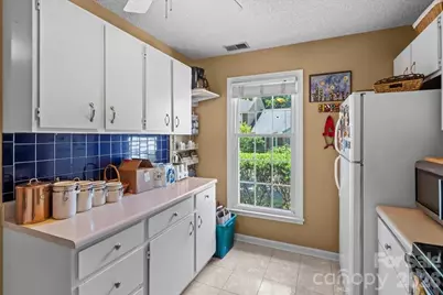 39 Wildwood Avenue, Asheville, NC 28804 - Photo 20