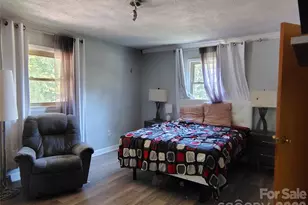 213 Lakeview Dr, Harrisburg, NC 28075 - Photo 8