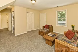 15 Vlg Grn Dr, Alexander, NC 28701 - Photo 20