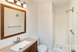 15 Vlg Grn Dr, Alexander, NC 28701 - Photo 24