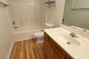 10049 University Park Ln, Charlotte, NC 28213 - Photo 16