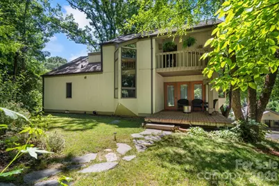 705 West Union Street, Morganton, NC 28655 - Photo 2