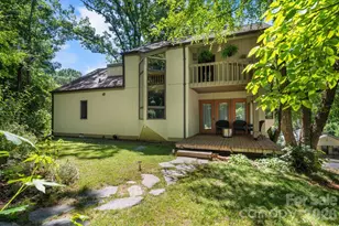 705 W Union St, Morganton, NC 28655 - Photo 2