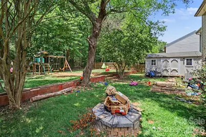 1529 Galesburg Street, Charlotte, NC 28216 - Photo 34