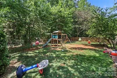 1529 Galesburg Street, Charlotte, NC 28216 - Photo 36