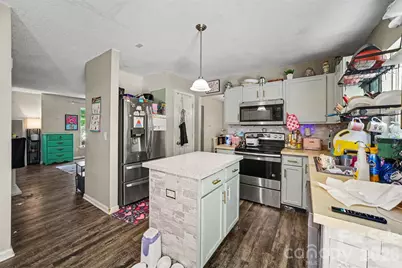1529 Galesburg Street, Charlotte, NC 28216 - Photo 4