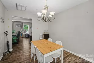 1529 Galesburg St, Charlotte, NC 28216 - Photo 16