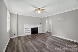 405 N Ransom St, Gastonia, NC 28052 - Photo 2