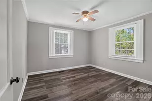 405 N Ransom St, Gastonia, NC 28052 - Photo 8