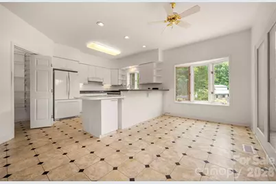 441 Lower Ridgeview Road, Columbus, NC 28722 - Photo 10