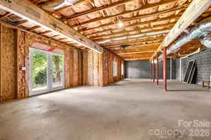 441 Lower Ridgeview Rd, Columbus, NC 28722 - Photo 30