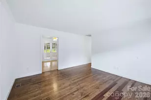 325 Grover Moore Pl, Indian Trail, NC 28079 - Photo 4