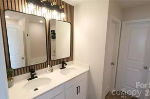 7032 Branch Fork Rd, Charlotte, NC 28215 - Photo 26
