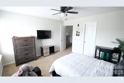 7032 Branch Fork Road, Charlotte, NC 28215 - Photo 34