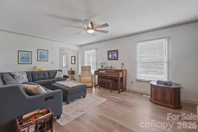 1504 2nd Street NE, Conover, NC 28613 - Photo 10