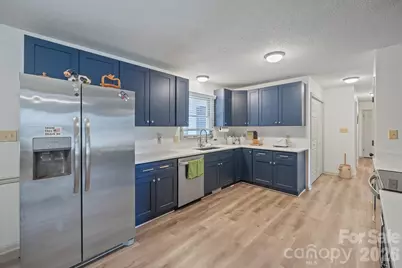 1504 2nd Street NE, Conover, NC 28613 - Photo 4