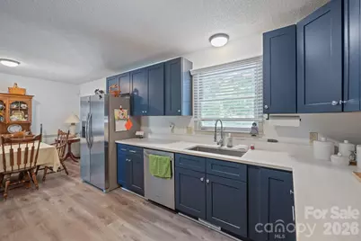 1504 2nd Street NE, Conover, NC 28613 - Photo 6
