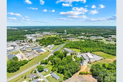 914 Wall Street, Statesville, NC 28677 - Photo 12